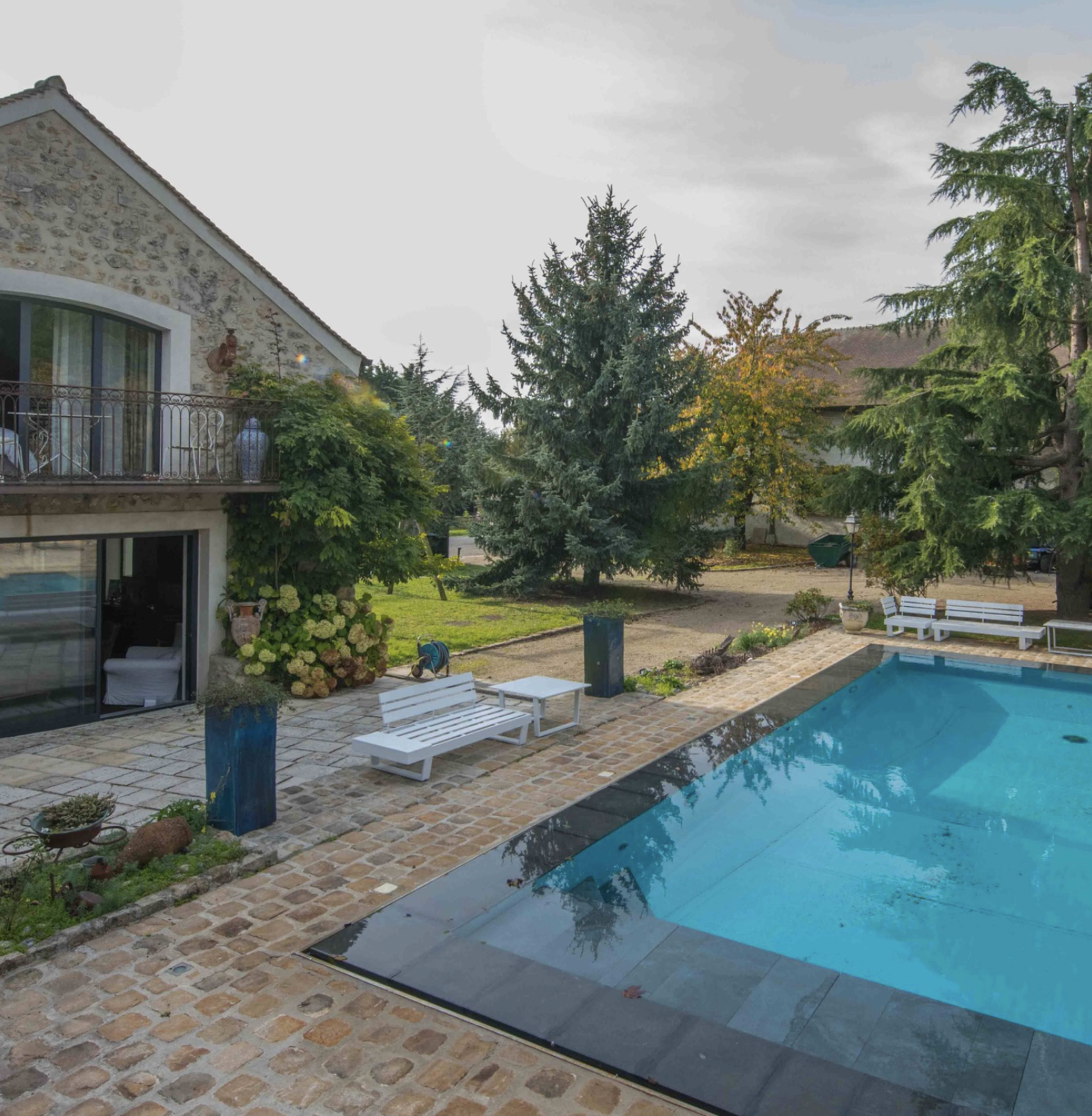 maison moderne avec nature en Essonne Image dans , Villeneuve sur auvers, 