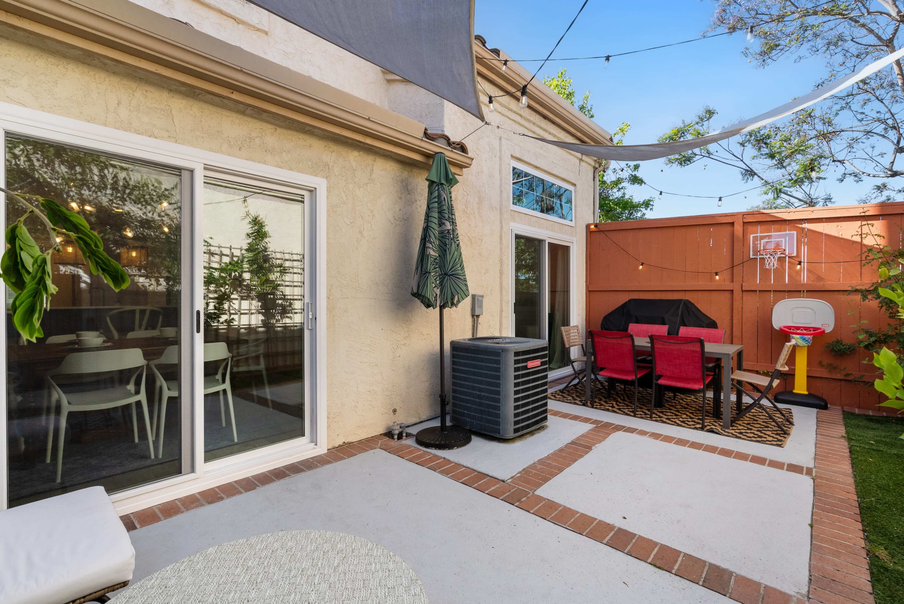 Modern Designer Townhome w/ Natural Light + Scenic Views Image in Vista, Vista, CA