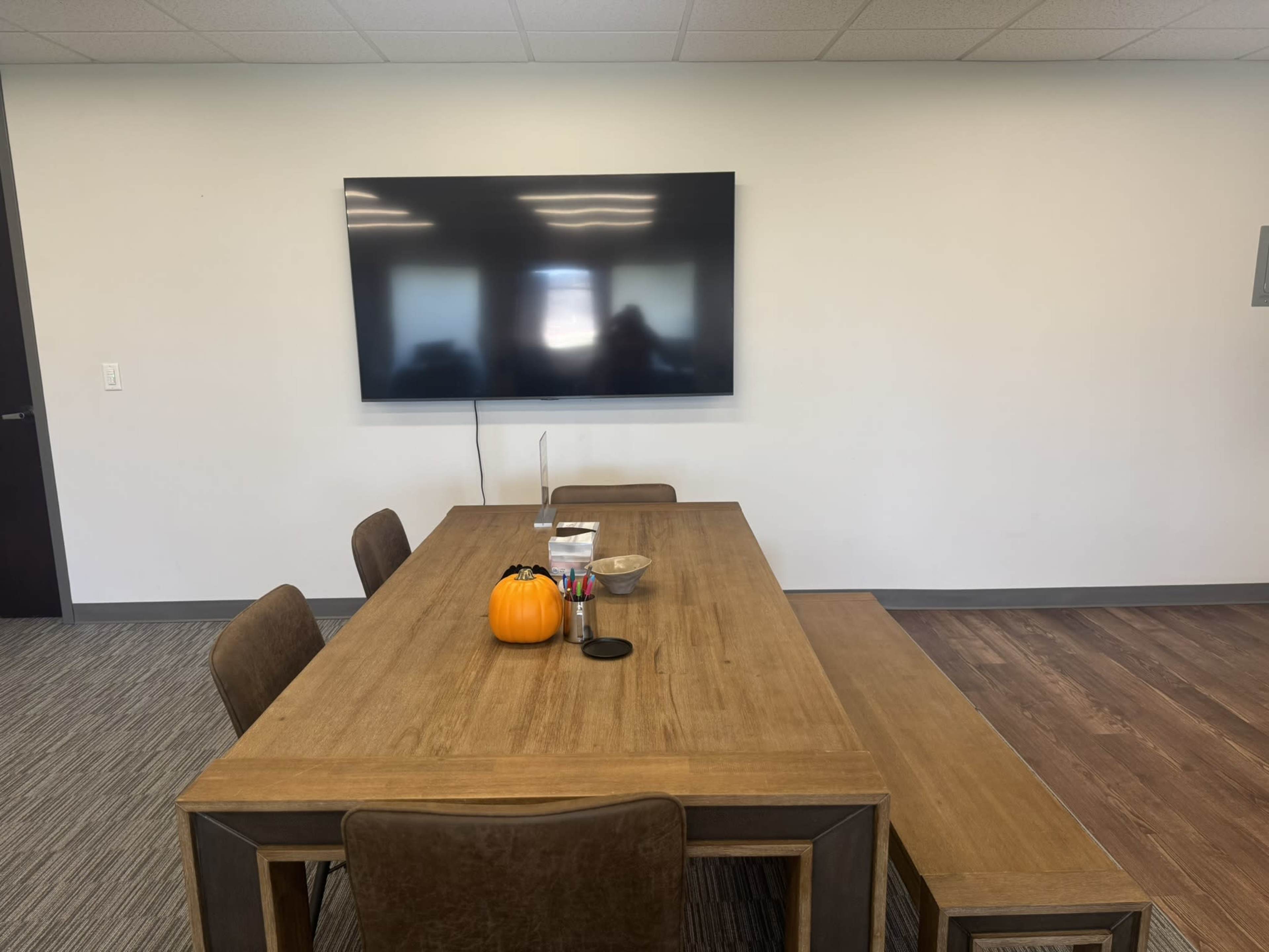 Bright Open Space in Central San Diego Image in Mission Valley East, San Diego, CA