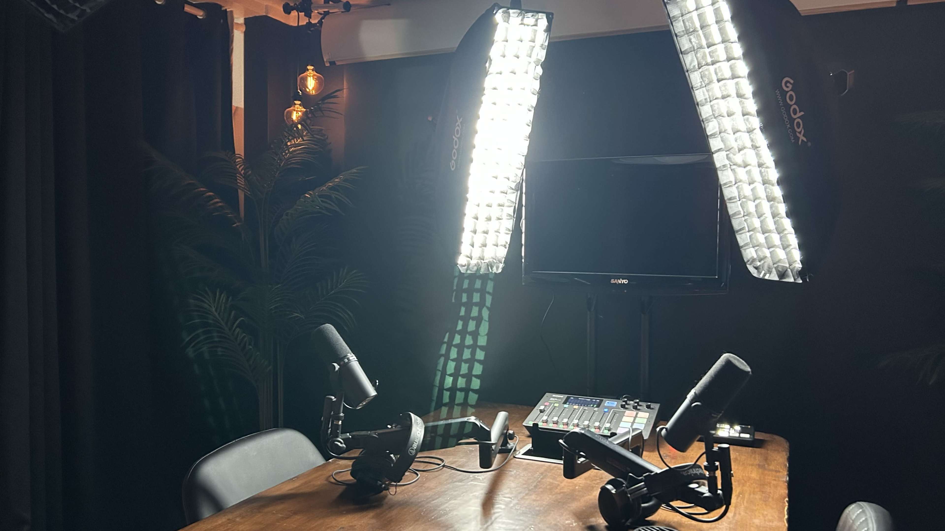 Joe Rogan-Style Podcast Studio Image in Tempe, Tempe, AZ