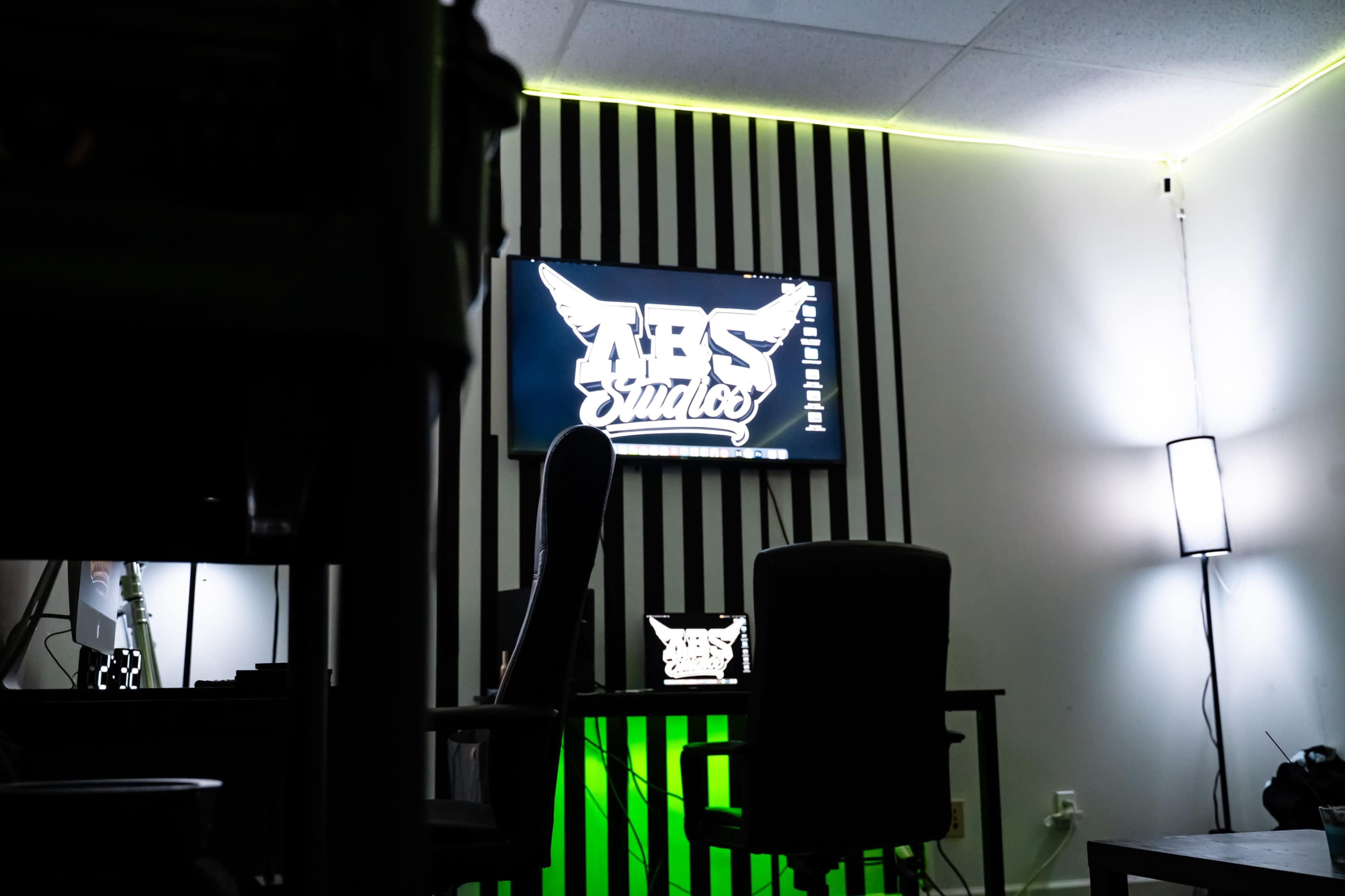 Editing Suite Image in South Nashville, Nashville, TN