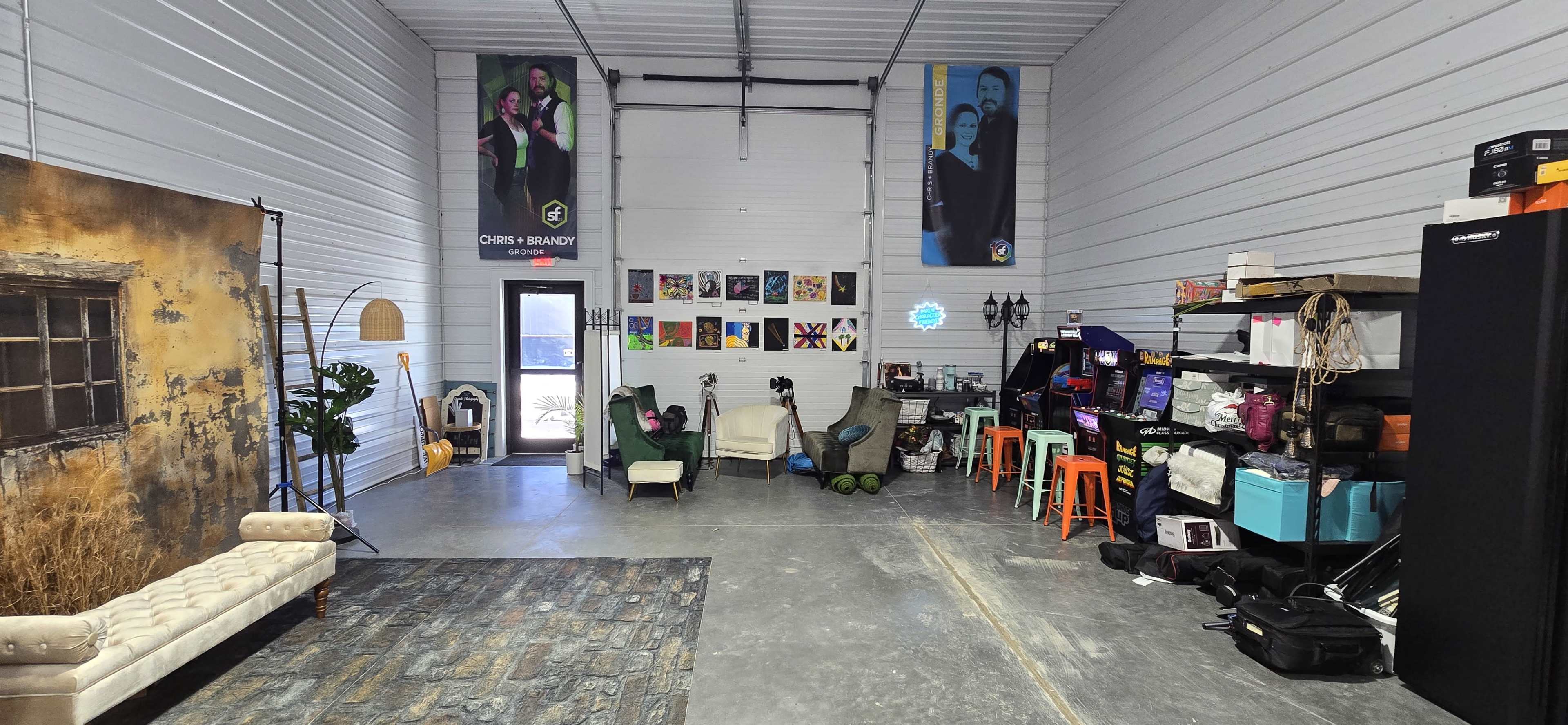 1600sqft Park 100 Industrial Photo Studio w/ Garage Door. Image in Park 100, Indianapolis, IN
