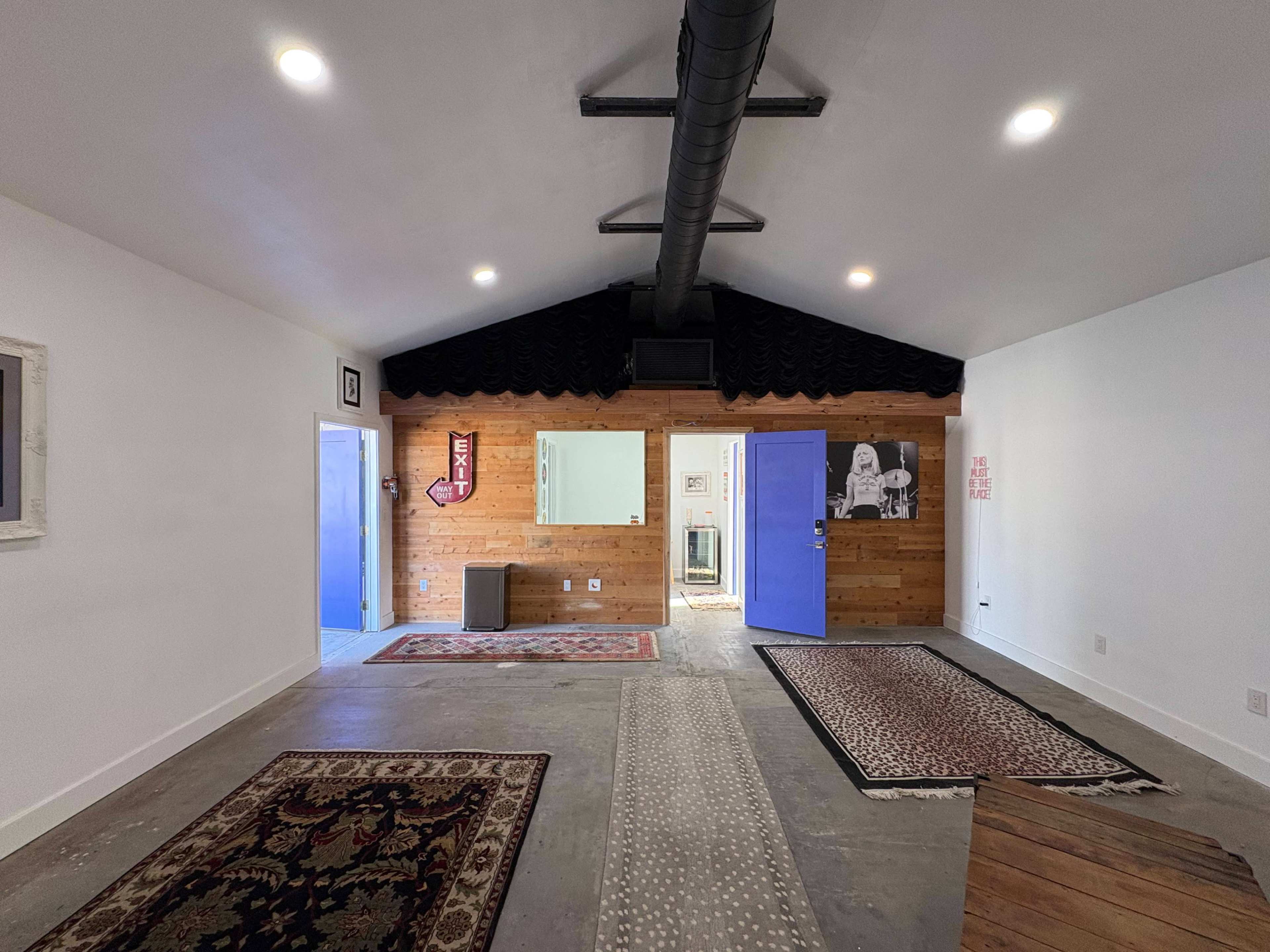 Suburban Creative Multipurpose Space Image in Paradise Valley Village, Phoenix, AZ