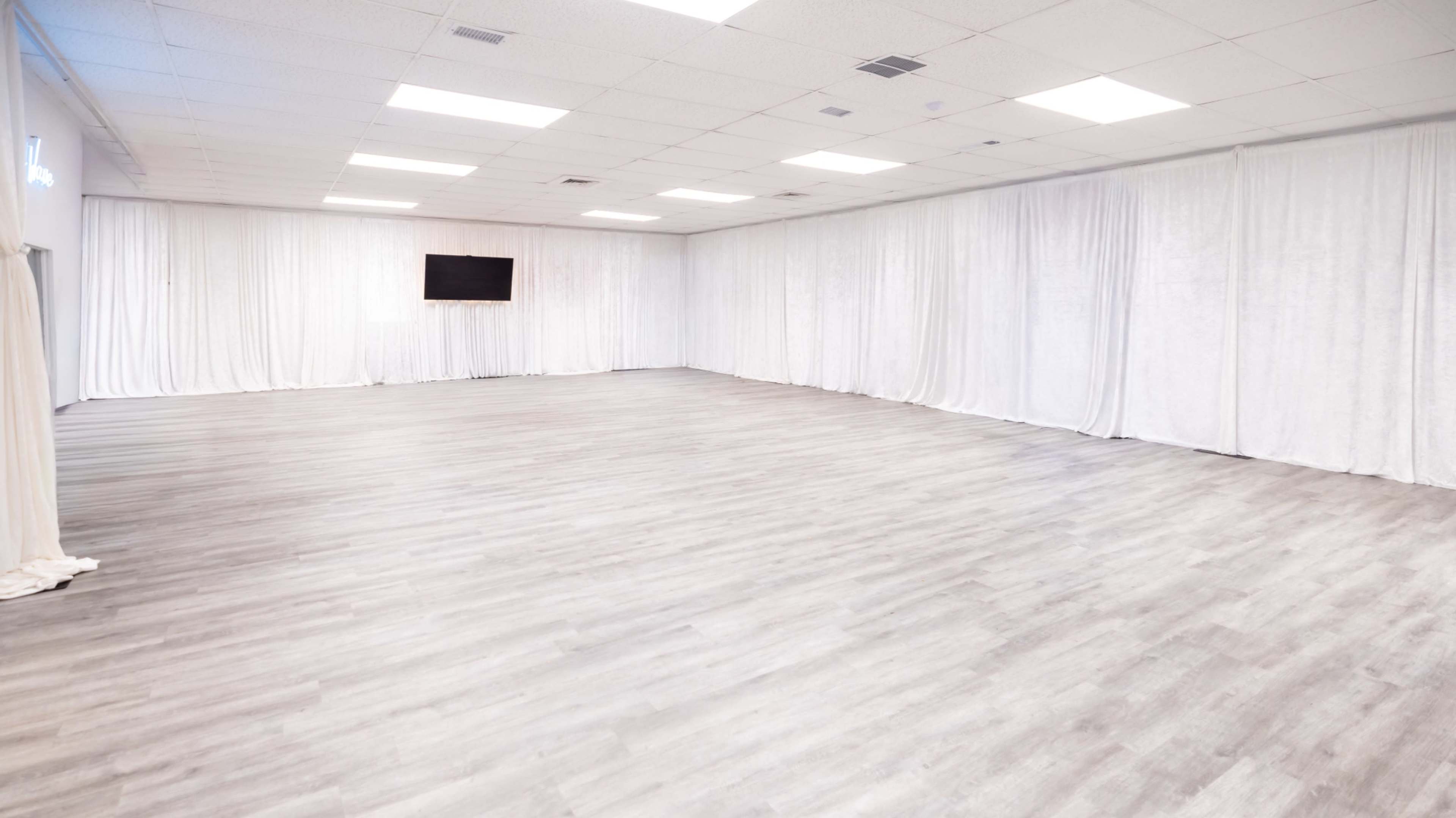 A Versatile Modern Creative Space in the Heart of Orlando/Parramore/Creative Village Image in Lake Dot, Orlando, FL