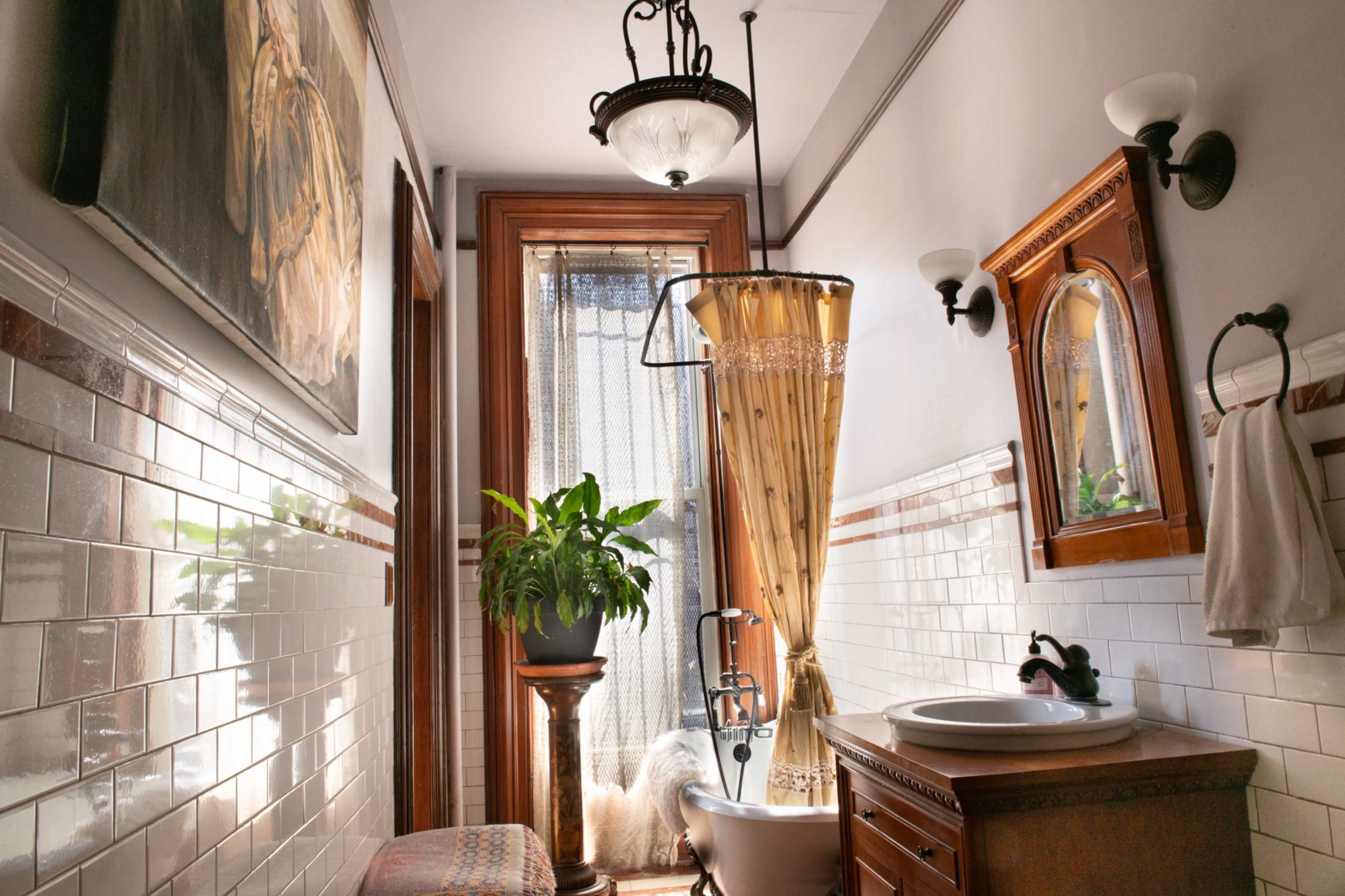 Elegant Victorian Brownstone In Prime Brooklyn Neighborhood Image in Bedford-Stuyvesant, Brooklyn, NY