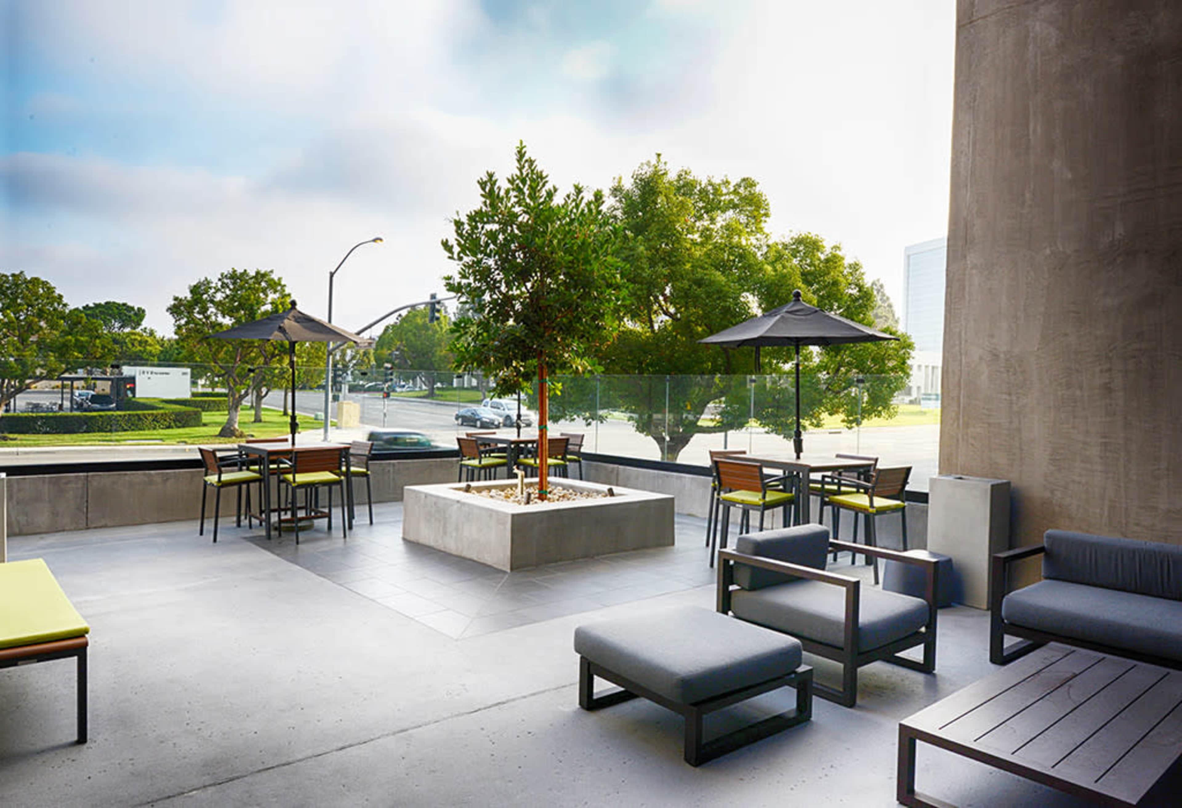 Day Office Image in Irvine Business Complex, Irvine, CA