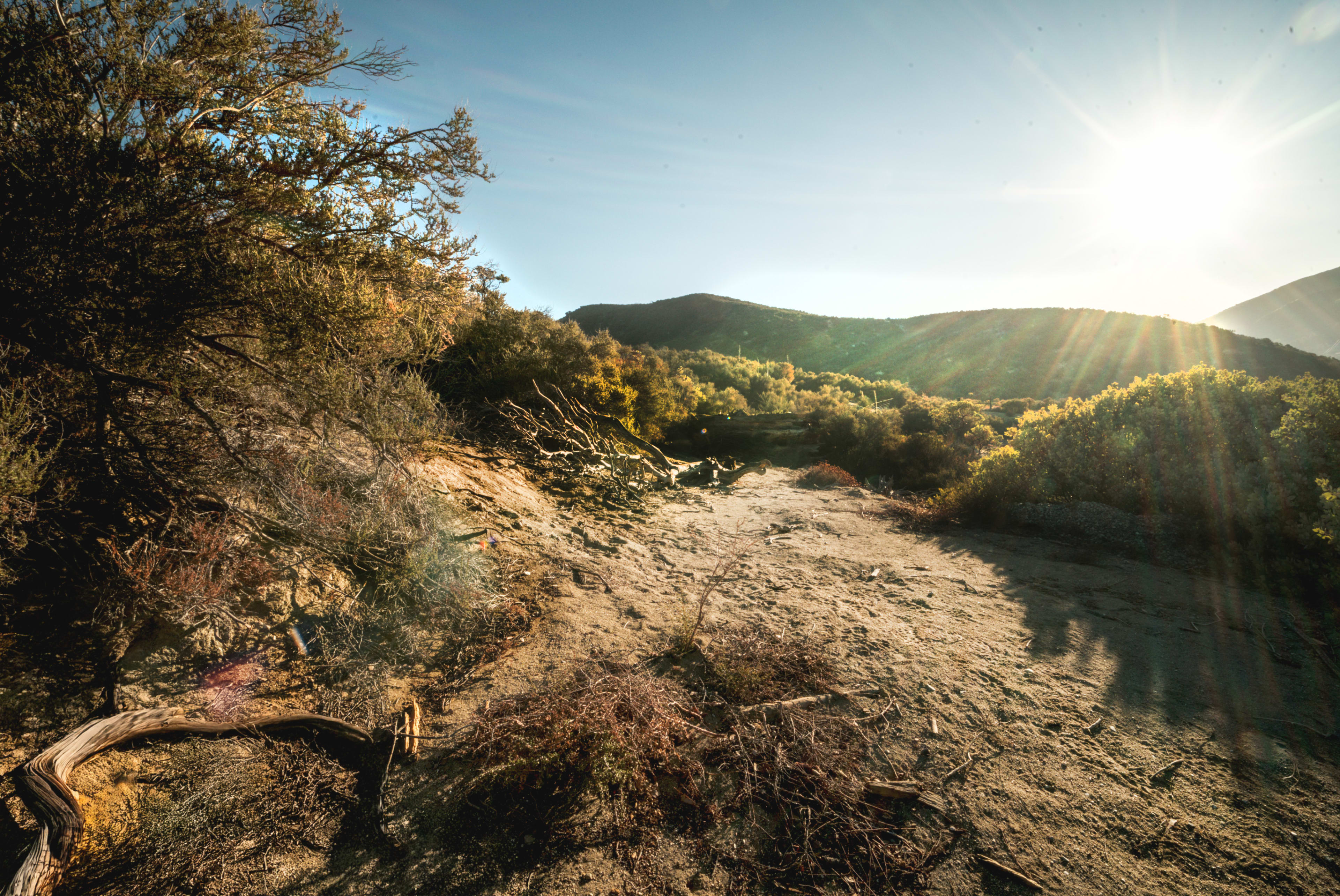 Ridge Overlook Desert Plateau– Scenic Mountain Film Backdrop Image in Leona Valley, Leona Valley, CA