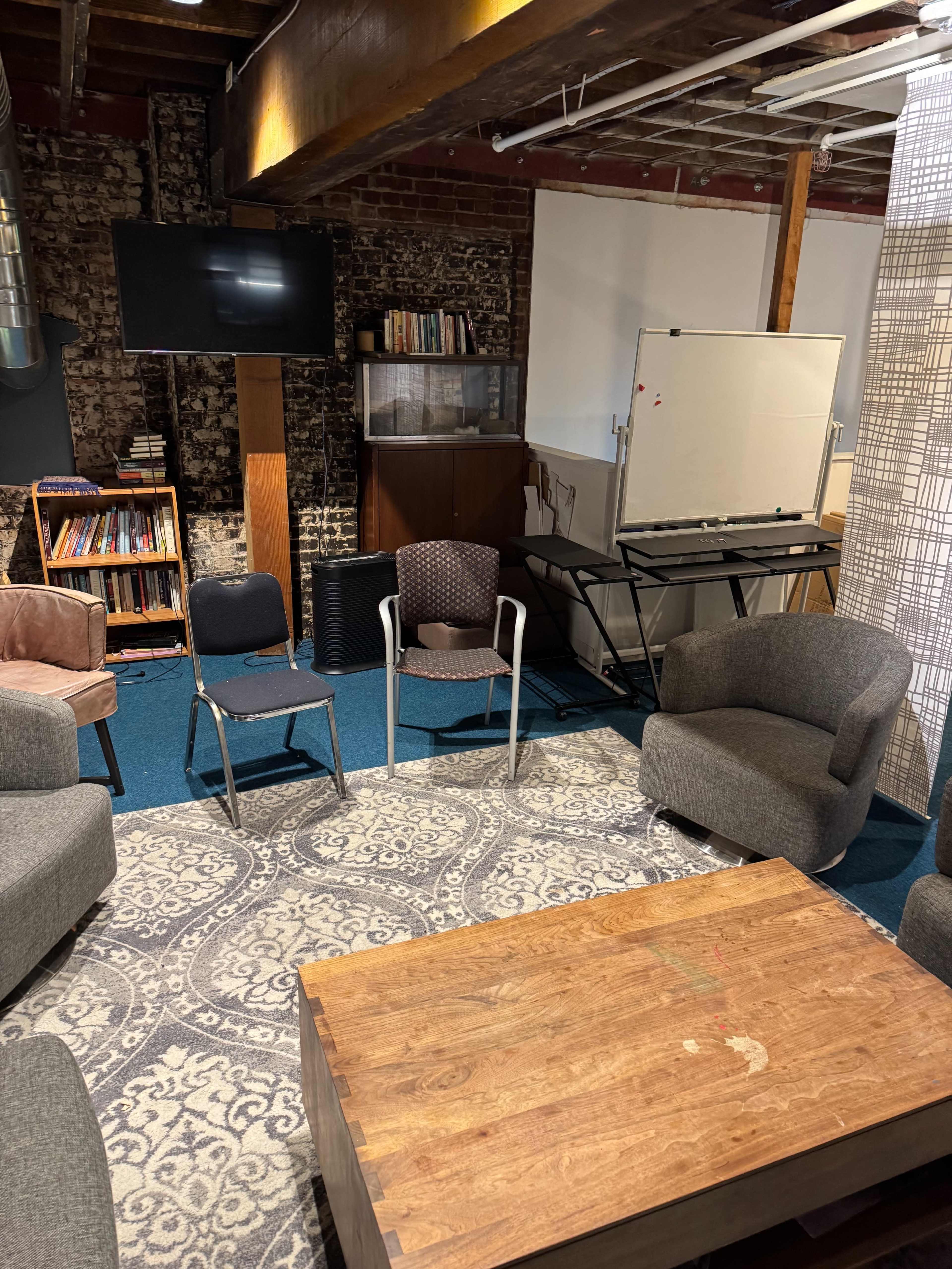 Unique Meeting Space Image in Tenderloin, San Francisco, CA