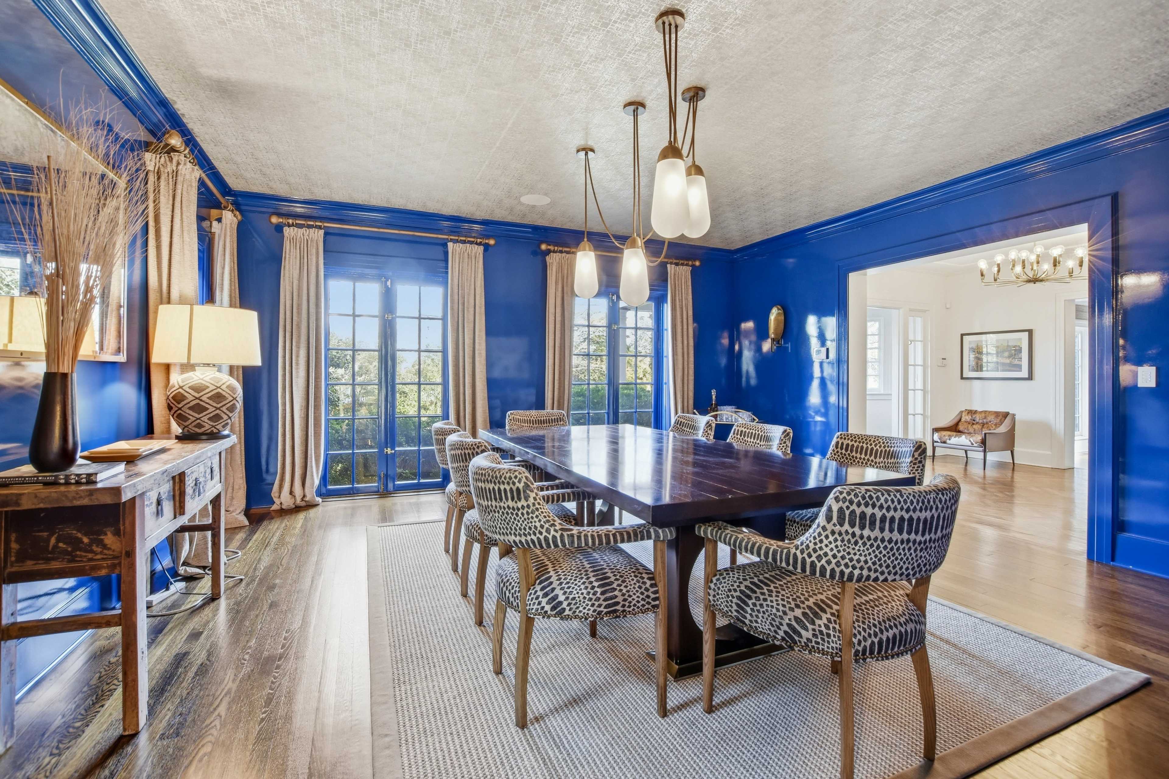 Large Suburban Home in Transitional Modern Style Image in Summit, SUMMIT, NJ