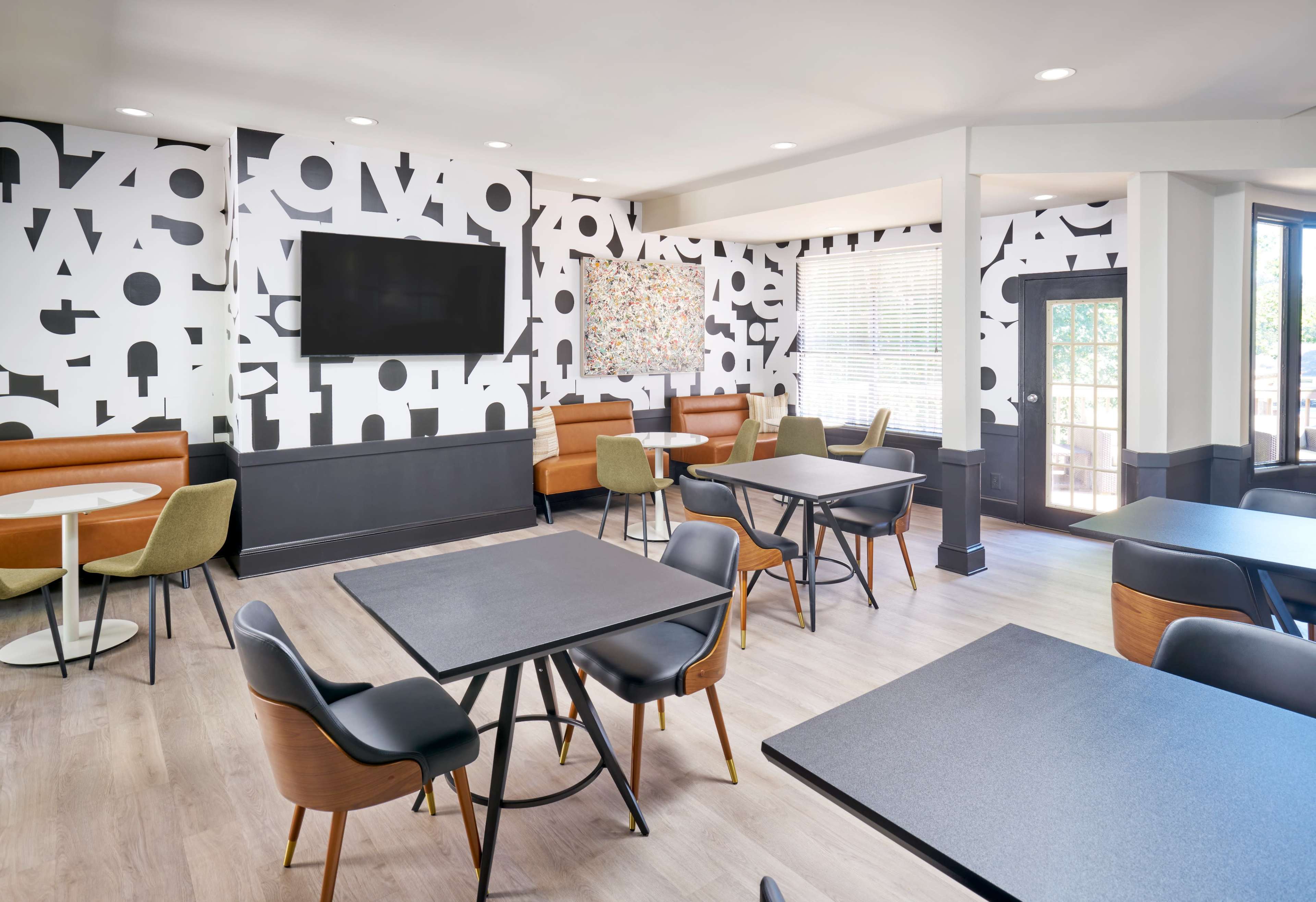 The Clubhouse at Ridgewood Image in Aspen Hill, Silver Spring, MD