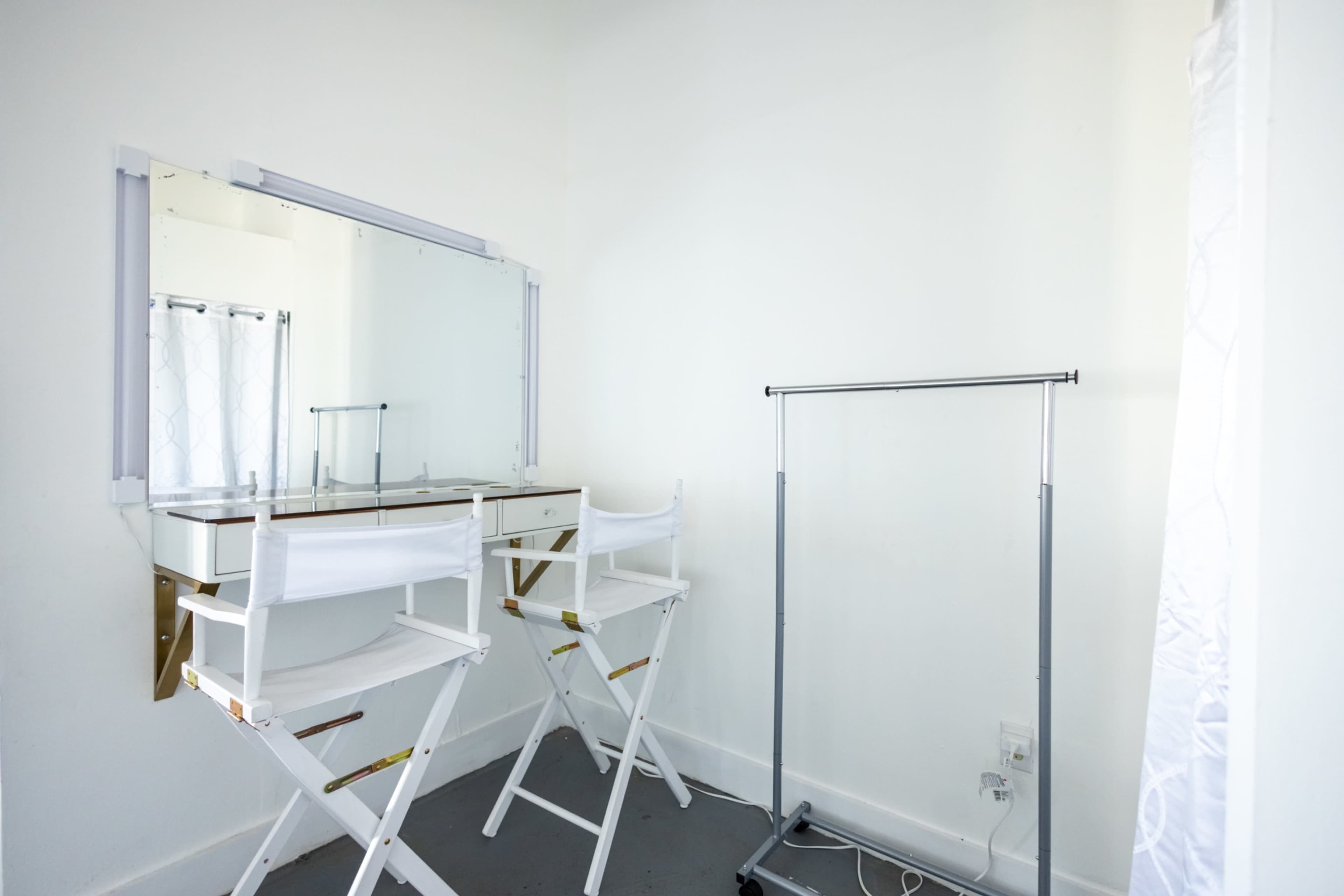 Natural Light Studio Image in North Miami Beach, Miami, FL