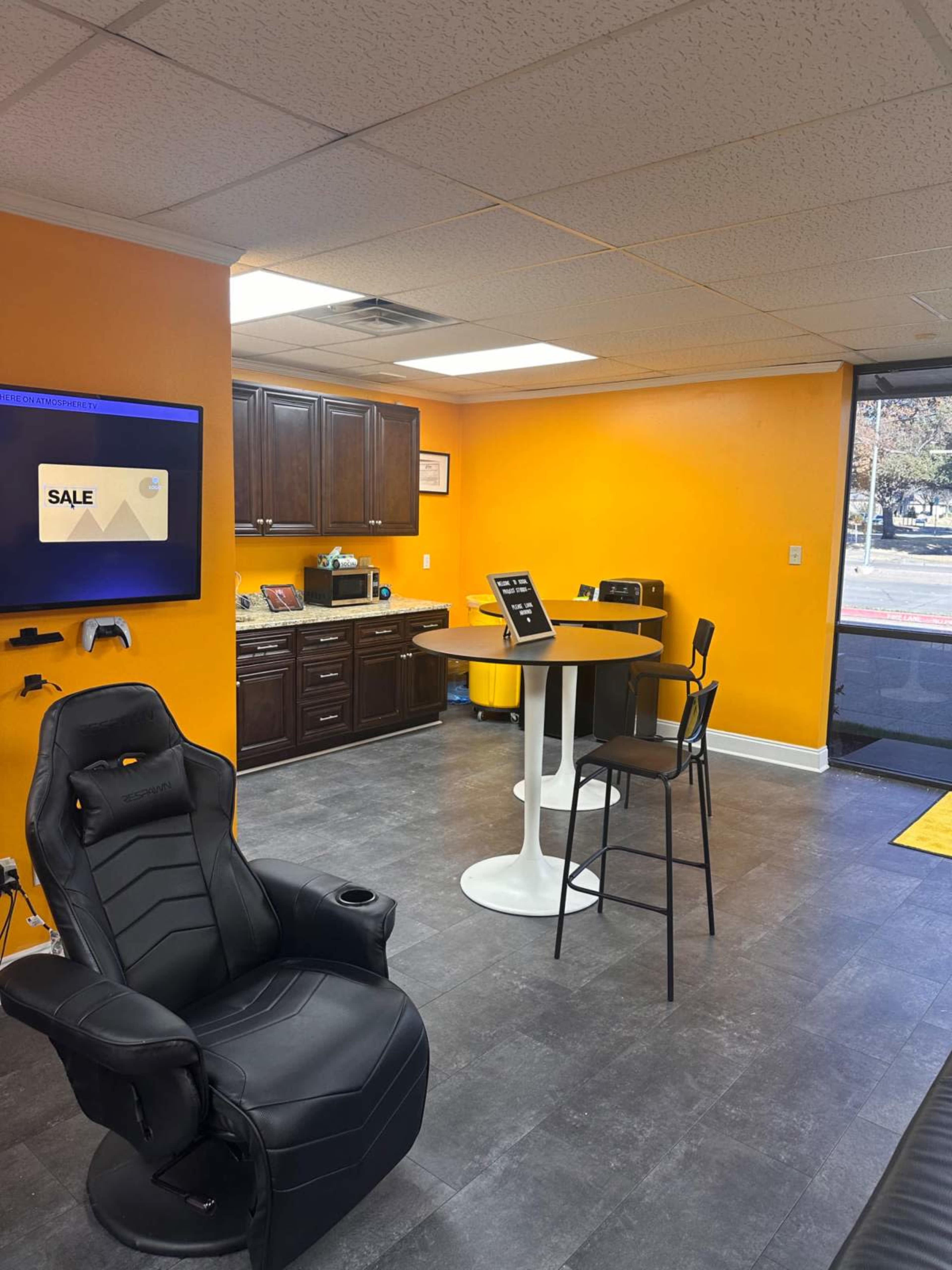 Photography Studio Image in Plano, Plano, TX