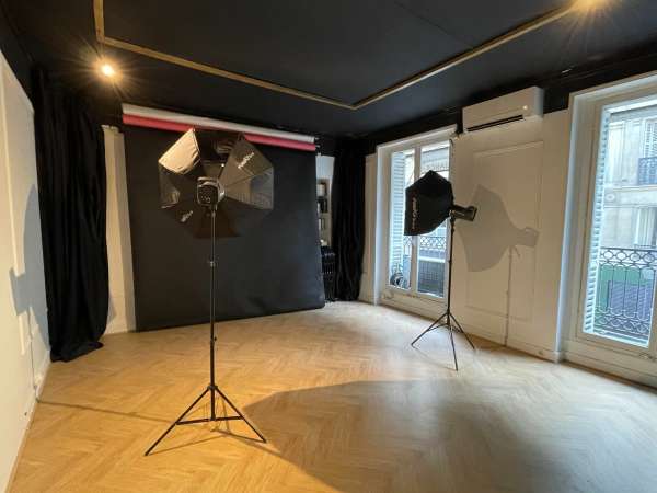 Studio tr&egrave;s lumineux — Bonne-Nouvelle, Paris 2e